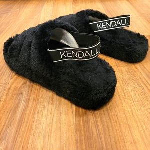 Kendall+Kylie Faux Fur ( Black )
